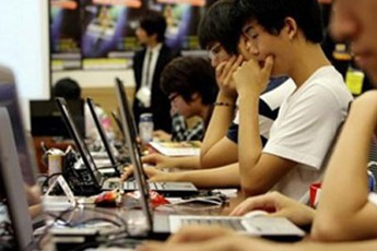 Mất 2 tuần mới khắc phục được sự cố đứt cáp quang