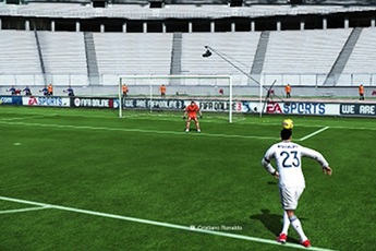 Những pha làm bàn tuyệt đỉnh kiểu Rabona trong FIFA Online 3