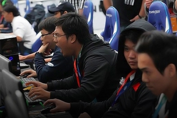 Đời game thủ chuyên nghiệp: Vinh quang và nước mắt
