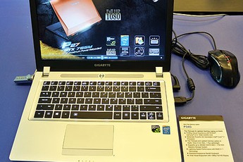 Cận cảnh loạt laptop chơi game 'khủng'