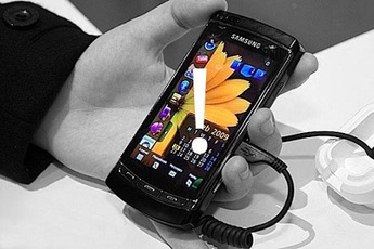 Vì sao Samsung không dùng màn hình Retina?