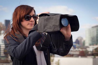 Cloak Bag: Vũ khí “lợi hại” cho dân săn ảnh