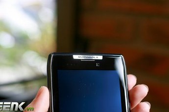 [Đánh giá] Motorola RAZR - Vang bóng một thời