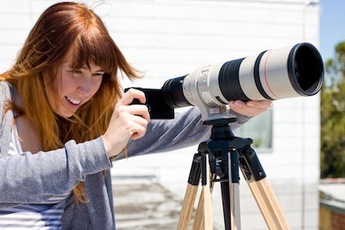 Phụ kiện giúp xóa mờ ranh giới giữa iPhone 4  và máy ảnh DSLR