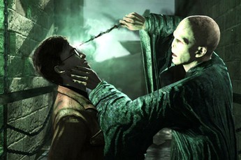Harry Potter and The Deathly Hallows. Part 2 - Thích phim thì đừng bỏ game