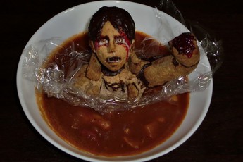 Những món ăn độc đáo phong cách Attack on Titan