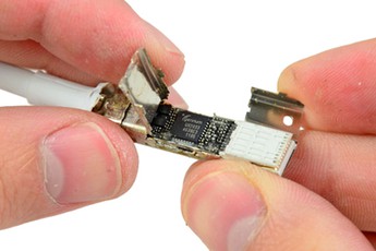  Vạch trần bí mật tốc độ kết nối cực cao của Thunderbolt