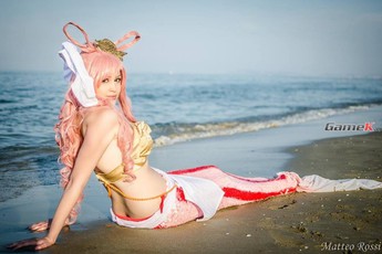 Tập ảnh cosplay cực đẹp và rất gợi cảm