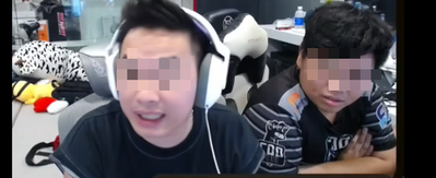 Nam BLV Liên Quân nổi tiếng bức xúc, công khai "var" nhau trên stream với admin một page Esports