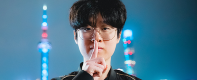 Zeus lập cột mốc lịch sử cho LCK nhưng fan "không cười nổi"