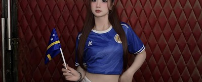 Không hề giấu giếm ý đồ, hot girl "Nóng cùng World Cup" khiến CĐM bật cười thích thú