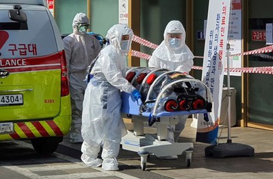 Thủ tướng Hàn Quốc thừa nhận thất bại trong việc ngăn chặn virus corona chủng mới xâm nhập