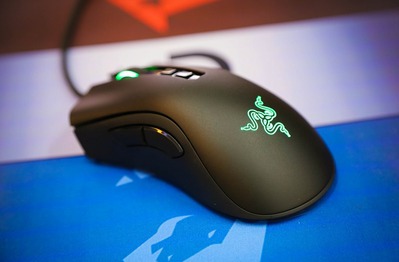 Nóng bỏng tay khi "đập hộp" chuột gaming tốt nhất 2020: Razer DeathAdder V2