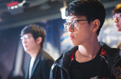 Sau Doinb, cựu tuyển thủ SKT chính thức trở thành ngoại binh thứ 2 "nhập tịch" LPL