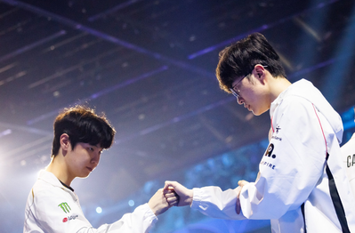 Faker có những phát biểu hướng về Chovy sau chiến thắng của T1