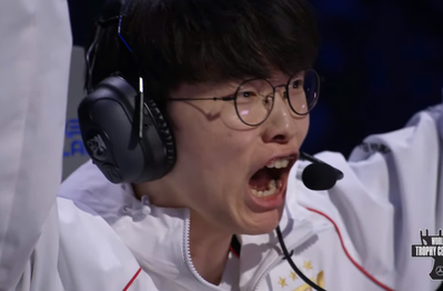 Đây chính là 2 pha xử lý "thần sầu" nhất của Faker, chiếm trọn mọi spotlight với thành tích lịch sử LMHT