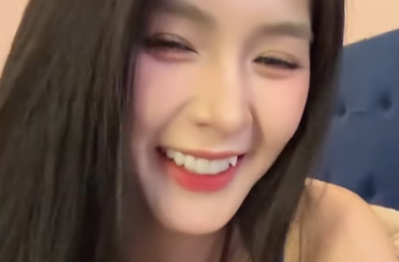 Quỳnh Alee tung video hấp dẫn, "trêu đùa trái tim" 500 anh em viewer