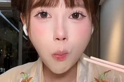 Làm một việc tưởng chừng như "rất đơn giản", Nữ TikToker được mẹ cho 2.5 triệu nạp game