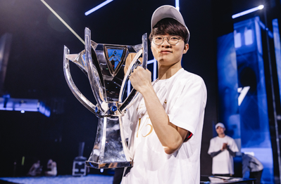 Faker lập thành tích mới cho LMHT, cả dàn sao T1 cộng lại cũng chịu thua