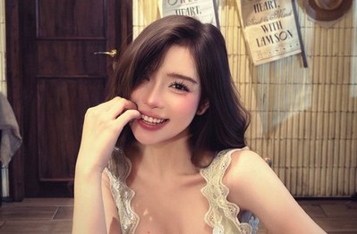 Nằm vùng trang cá nhân của nữ thần Gen Z, game thủ ngẩn ngơ mê đắm nhan sắc, vẻ đẹp vượt cả công nghệ AI