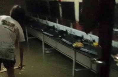 Chủ phòng Net kêu trời vì mưa ngập tại Hà Nội