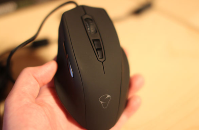 Mionix NAOS 7000 - Chuột chơi game cực đỉnh nhưng không phải ai cũng biết