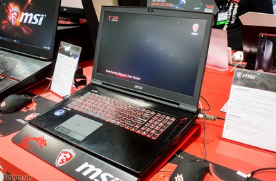 Đến cả laptop chơi game cũng có màn 120Hz bắn CS:GO, quá tuyệt!