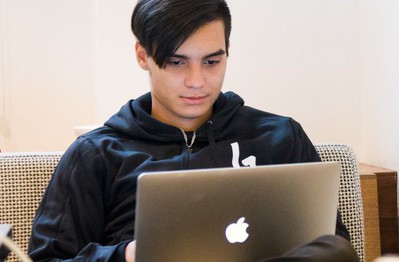 Chưa đầy 25 tuổi đã kiếm hàng chục tỷ đồng nhờ làm 'hacker có... đạo đức'