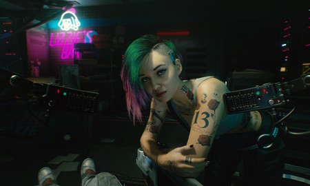 Bắt gặp quá nhiều đồ chơi "người lớn" trong Cyberpunk 2077, game thủ phải thốt lên rằng “Đang chơi cái gì vậy?”