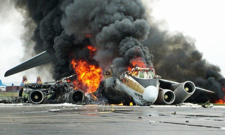 Phát hiện ra thảm họa chết người của máy bay trong PUBG Mobile, game thủ khuyến cáo “nên nhảy dù càng sớm càng tốt”