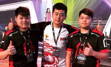 Cặp anh em song sinh hiếm có của làng eSports Việt: Huy Gà và Hiếu Mèo