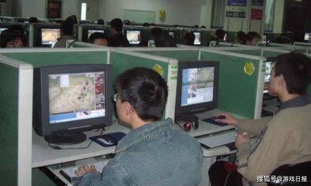 Mất tài khoản, 13 năm sau mới đăng nhập lại được, game thủ sững sờ khi thấy bạn gái mạng vẫn gửi tin nhắn hỏi thăm mỗi ngày