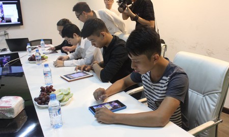 Trải nghiệm game Việt Mộng Võ Lâm tại trụ sở NPH