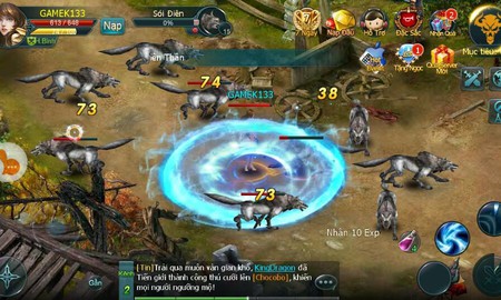 Soi Holy War trong ngày đầu ra mắt game thủ Việt