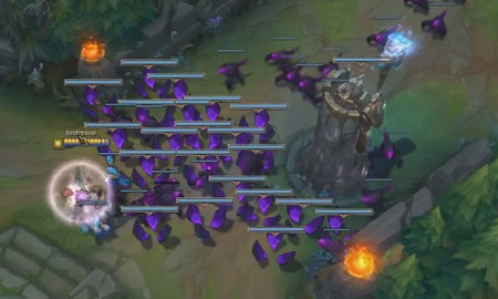 Liên Minh Huyền Thoại: Xuất hiện lỗi Cổng Hư Không đặt vô hạn