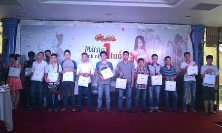 Game thủ “đội bão” tham dự offline Cửu Âm Chân Kinh