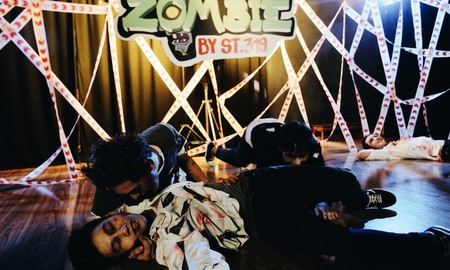 Nhóm nhảy ST.319 hóa zombie trình diễn vũ đạo The Walking Dead