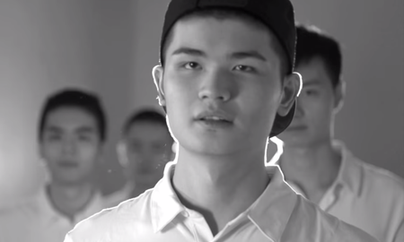 Liên Minh Huyền Thoại: Team OMG hát "Ánh sáng địa cầu" cho CKTG