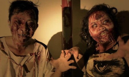 CS Zombie: Camera giấu kín quay cảnh zombie siêu kinh dị dọa ma người đi đường “chết khiếp”