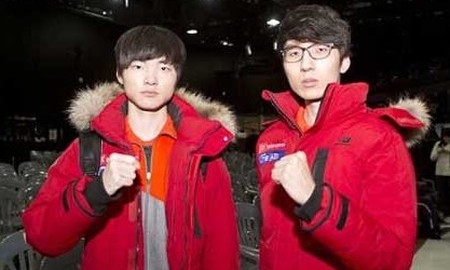 Liên Minh Huyền Thoại: Faker cầm Ahri "hạ sát" Syndra của Easyhoon