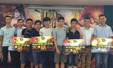 Vô địch Chí Tôn Tranh Bá tại Hà Nội chia sẻ bí kíp PK Thần Kiếm 3D