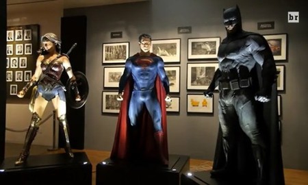 Bom tấn Batman V Superman tiếp tục nhá hàng bằng hình ảnh mới