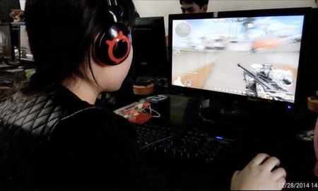 Top clip về nữ game thủ Đột Kích đang gây sốt