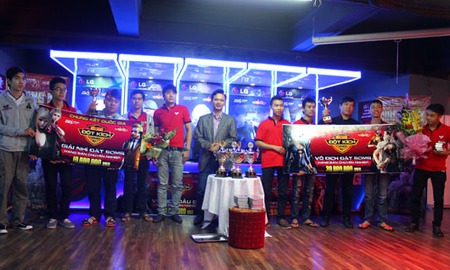 Thất thủ tại sân nhà, game thủ Đột Kích để vuột mất 100 triệu