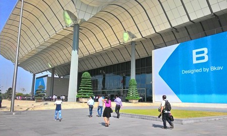 Tâm sự game thủ vượt khó đem Mộng Võ Lâm đến lễ ra mắt Bphone