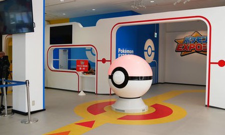 Tham quan bên trong nhà thi đấu Pokemon trước ngày mở cửa