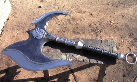 Liên Minh Huyền Thoại: Cây rìu cực chất của Darius ngoài đời thực