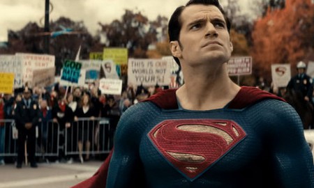 Làm sao để Batman hạ gục được Superman trong phim Batman V Superman sắp tới