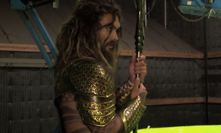 Lộ hình ảnh hậu trường của Aquaman và Cyborg trong Batman V Superman