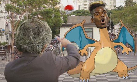 Thái độ vui sướng của Jose Mourinho khi bắt được Pokemon GO cực hiếm - Pogba